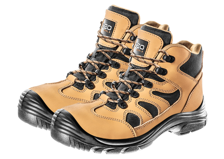 Werkschoenen.  Neo 82-124
